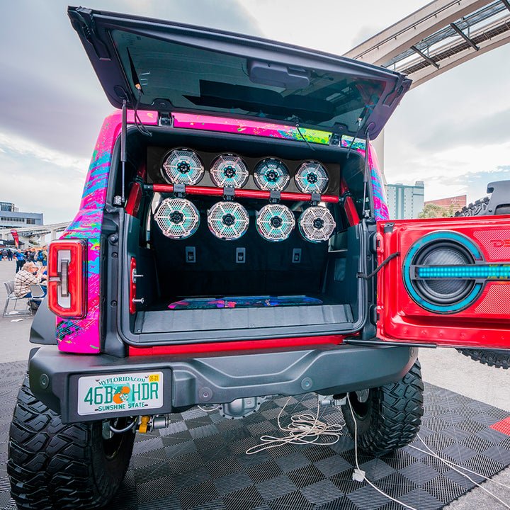 DS18 BRO-SBAR/BK sound bar installed in a 6th Gen Ford Bronco