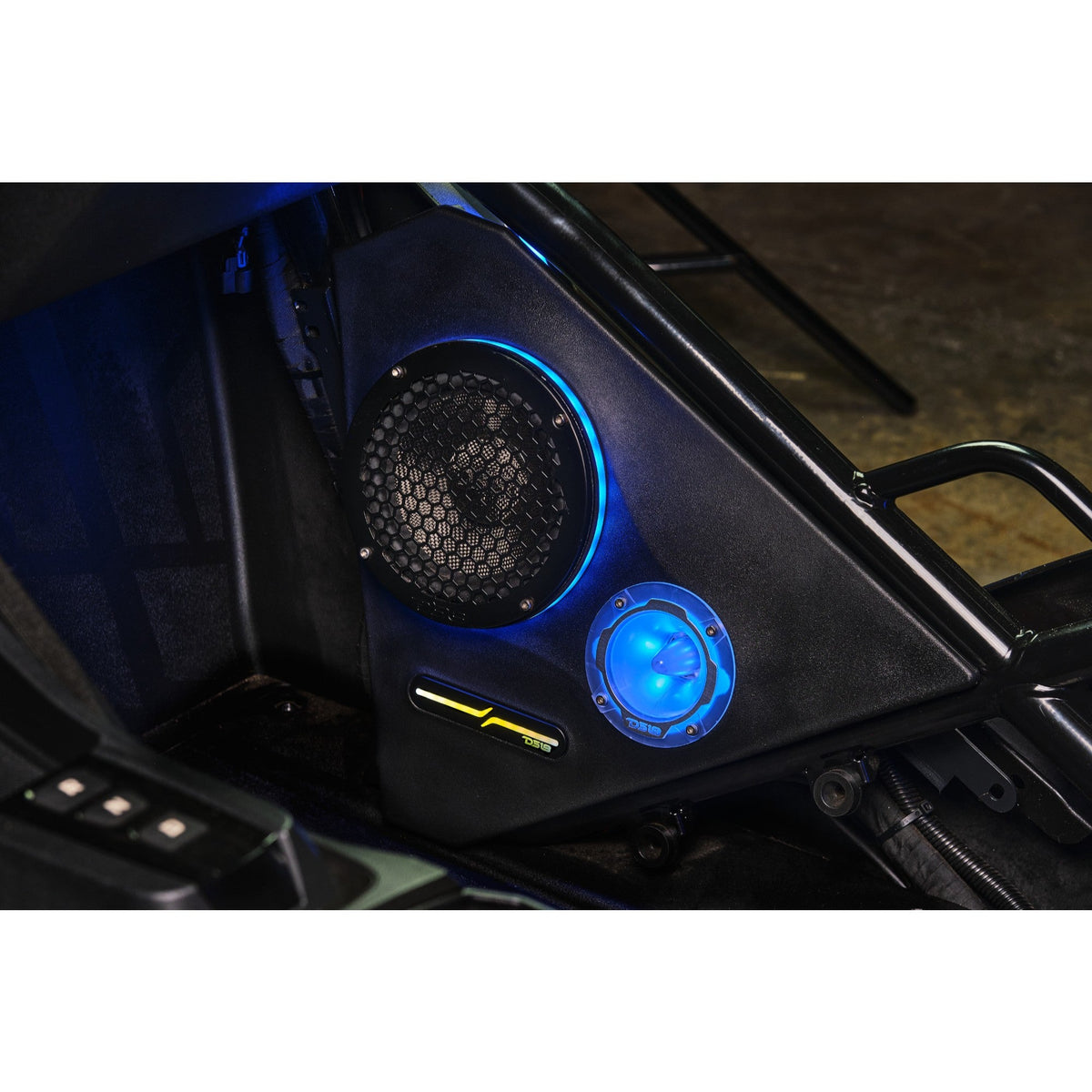 DS18 SLG-FKP6V2 for the Polaris Slingshot