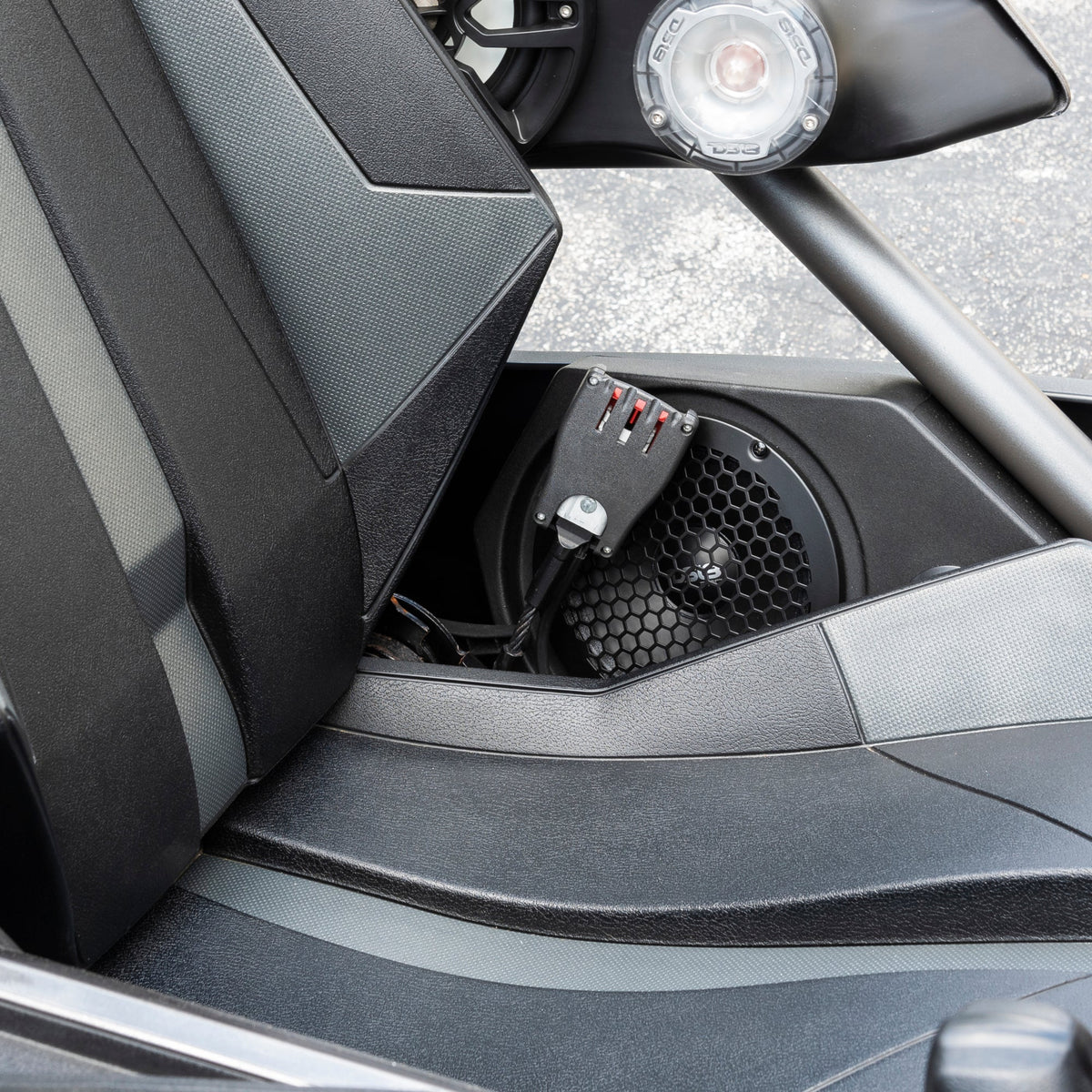 DS18 SLG-SP6 for the Polaris Slingshot