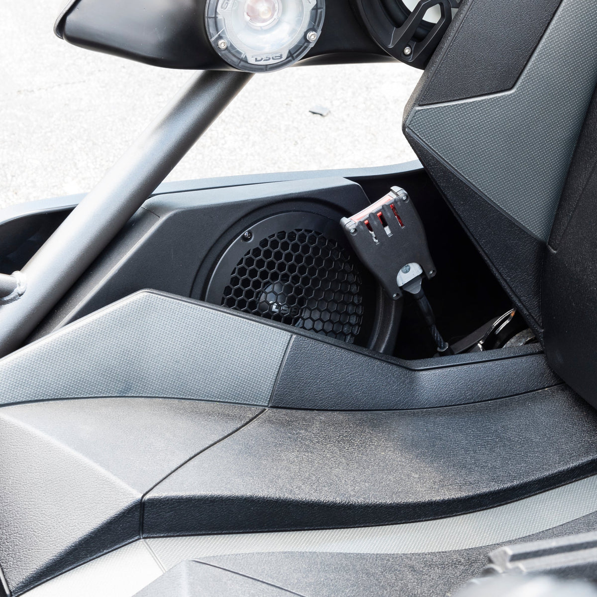 DS18 SLG-SP6 for the Polaris Slingshot